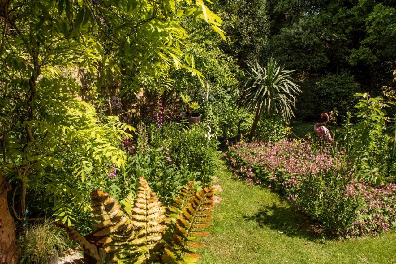 Ward Avenue B&B Cowes  Zewnętrze zdjęcie